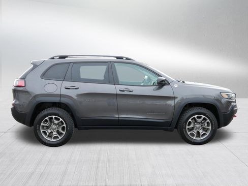 Used 2022 Jeep Cherokee Trailhawk w/ Technology Group B AWD/4WD image 8