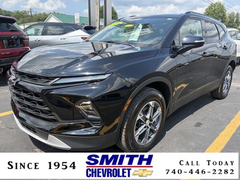 Used 2024 Chevrolet Blazer LT w/ LPO, Black Grille Bar Package AWD/4WD image 1
