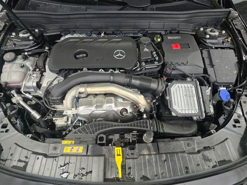 New 2026 Mercedes-Benz GLB 250 GLB 250 image 10