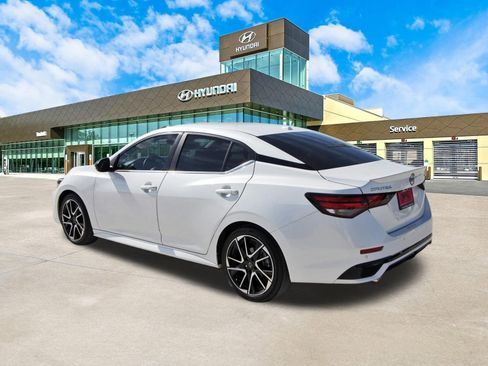 Used 2024 Nissan Sentra SR image 8