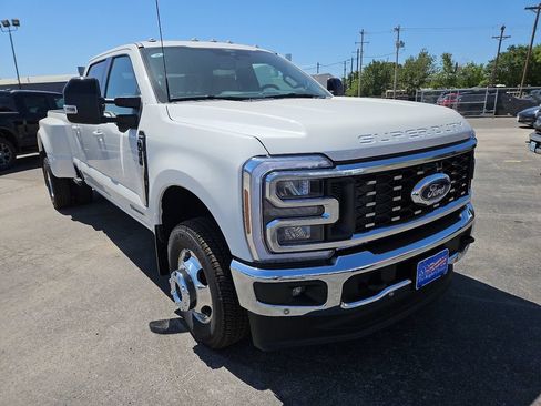 New 2026 Ford F350 Lariat w/ Lariat Ultimate Package AWD/4WD image 2