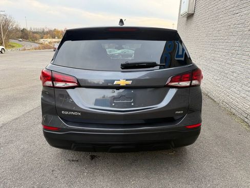 Used 2022 Chevrolet Equinox LS w/ LS Convenience Package AWD/4WD image 5