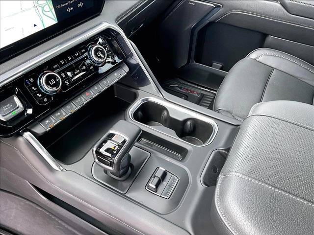 Used 2024 GMC Sierra 1500 Denali AWD/4WD image 15