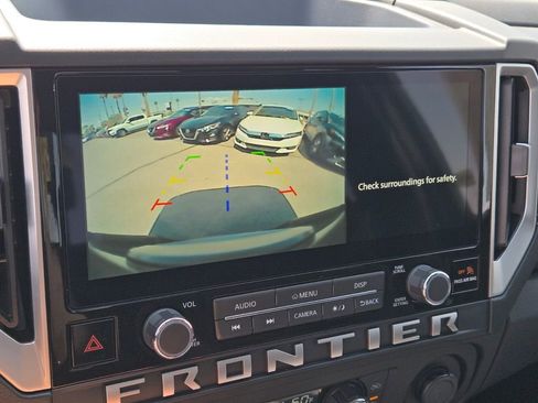 New 2025 Nissan Frontier SV w/ SV Convenience Package image 12