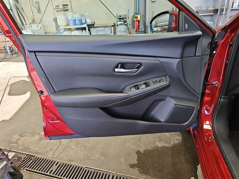 Used 2024 Nissan Sentra SV image 25