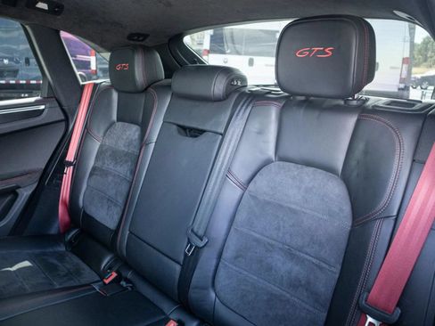 Used 2018 Porsche Macan GTS AWD/4WD image 28