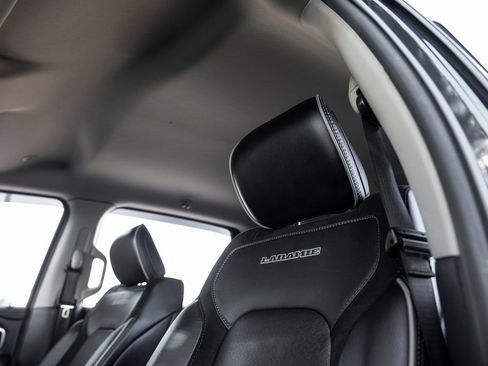 Used 2020 RAM 1500 Laramie image 42