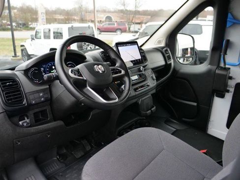 Used 2024 RAM ProMaster 3500 w/ Delivery Van Package image 2