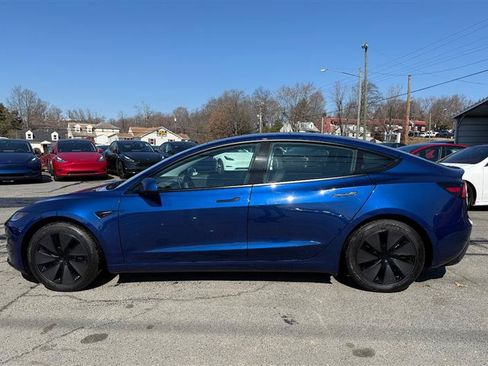 Used 2025 Tesla Model 3 Long Range RWD image 2