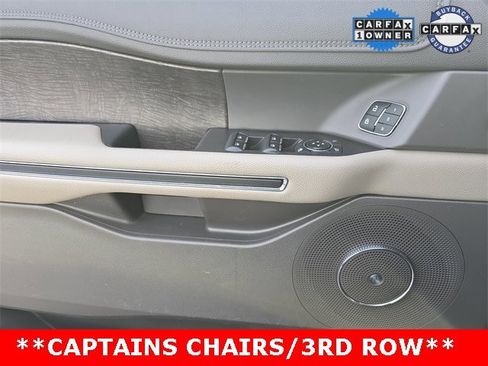 Used 2021 Ford Expedition Max Limited image 12
