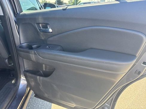 Used 2022 Honda Pilot Special Edition image 11