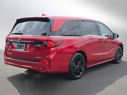 Used 2025 Honda Odyssey Sport-L image 3
