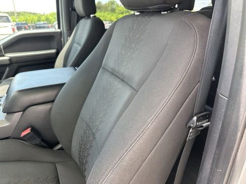 Used 2018 Ford F150 XLT w/ Equipment Group 302A Luxury AWD/4WD image 14
