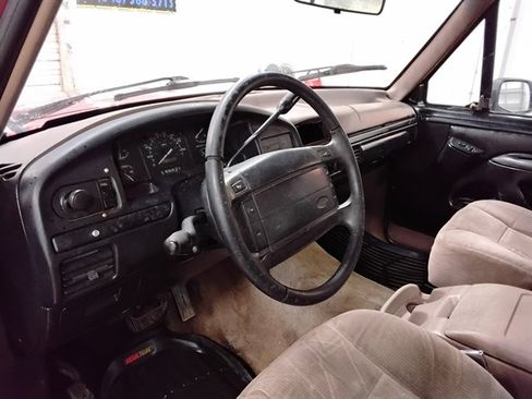 Used 1994 Ford F150 XL image 11