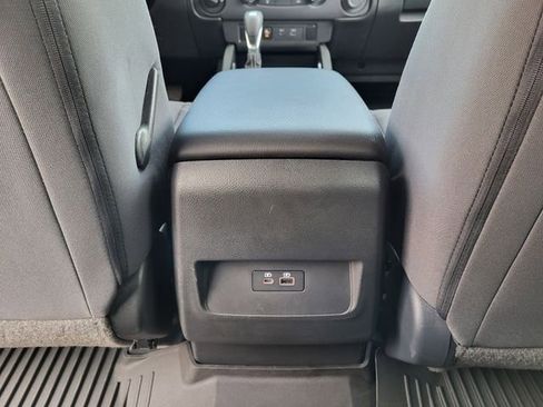 Used 2023 Nissan Frontier SV w/ Technology Package AWD/4WD image 22