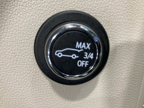 Used 2023 Buick Envision Avenir image 15