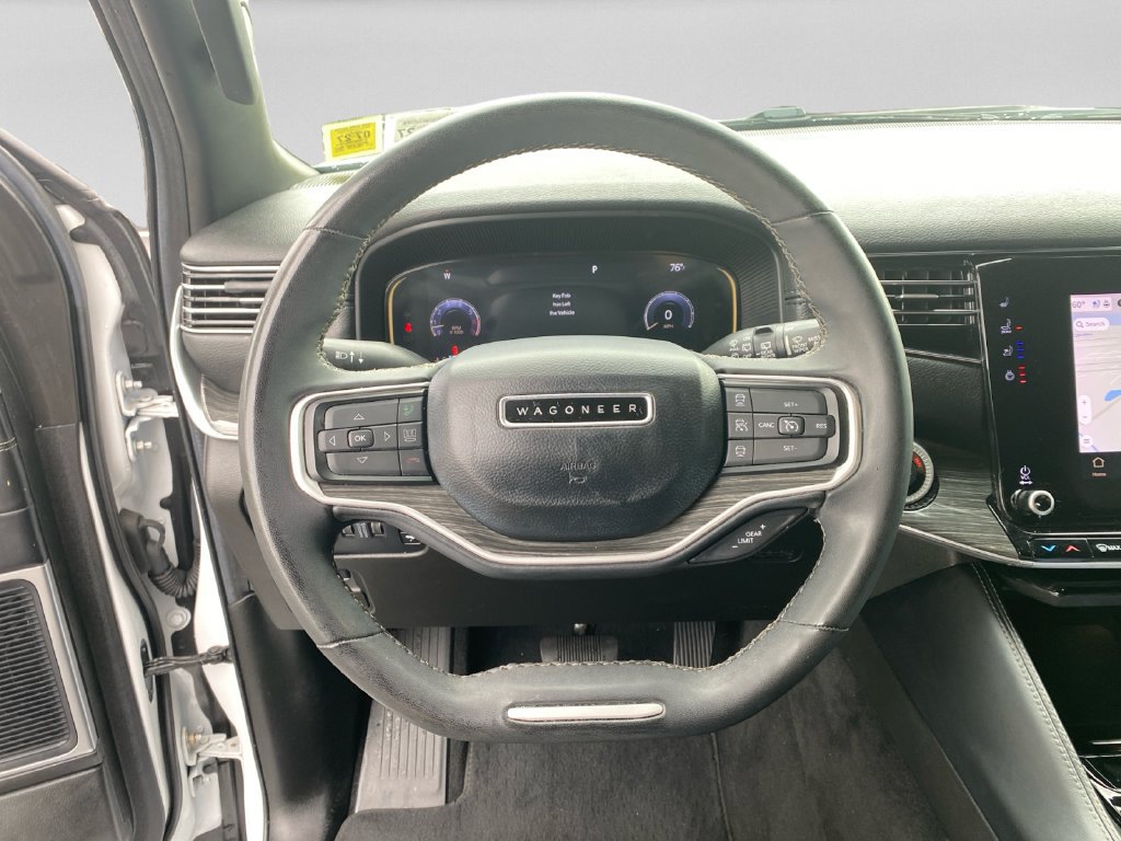 Used 2022 Jeep Wagoneer Series II AWD/4WD image 12