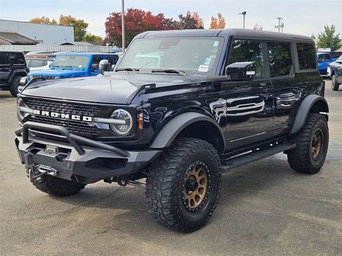 Used 2021 Ford Bronco Wildtrak image 3