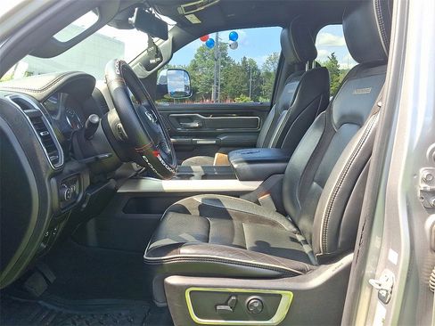 Used 2019 RAM 1500 Laramie image 14
