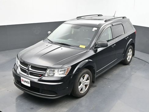 Used 2016 Dodge Journey SE w/ MOPAR All-Weather Group FWD image 17