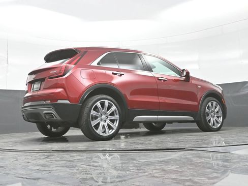 Used 2019 Cadillac XT4 Premium Luxury AWD/4WD image 31