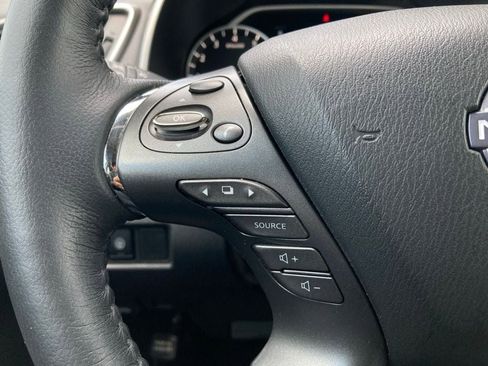 Used 2024 Nissan Murano SL FWD image 14