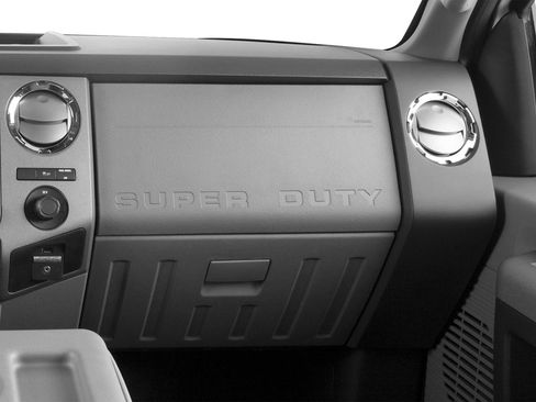 Used 2016 Ford F250 XLT w/ FX4 Off-Road Package AWD/4WD image 44