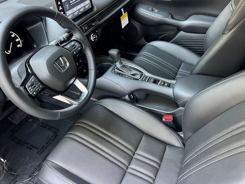 New 2026 Honda HR-V EX-L image 7