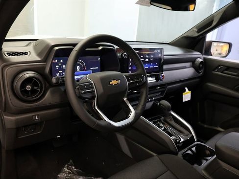 New 2026 Chevrolet Colorado W/T w/ WT Custom Package AWD/4WD image 15