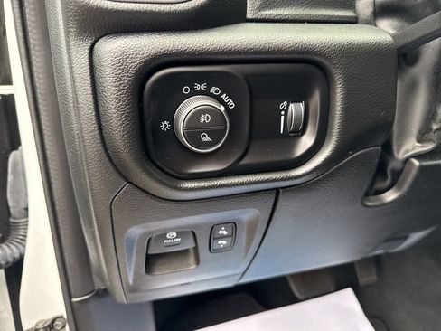 Used 2022 RAM 1500 Big Horn AWD/4WD image 21