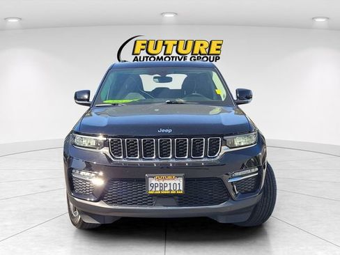 Used 2023 Jeep Grand Cherokee 4WD 4xe image 4