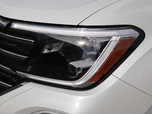 Used 2024 Volkswagen Atlas SEL image 10