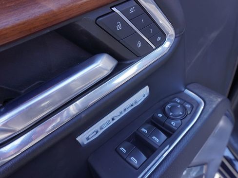 Certified 2023 GMC Sierra 1500 Denali image 17