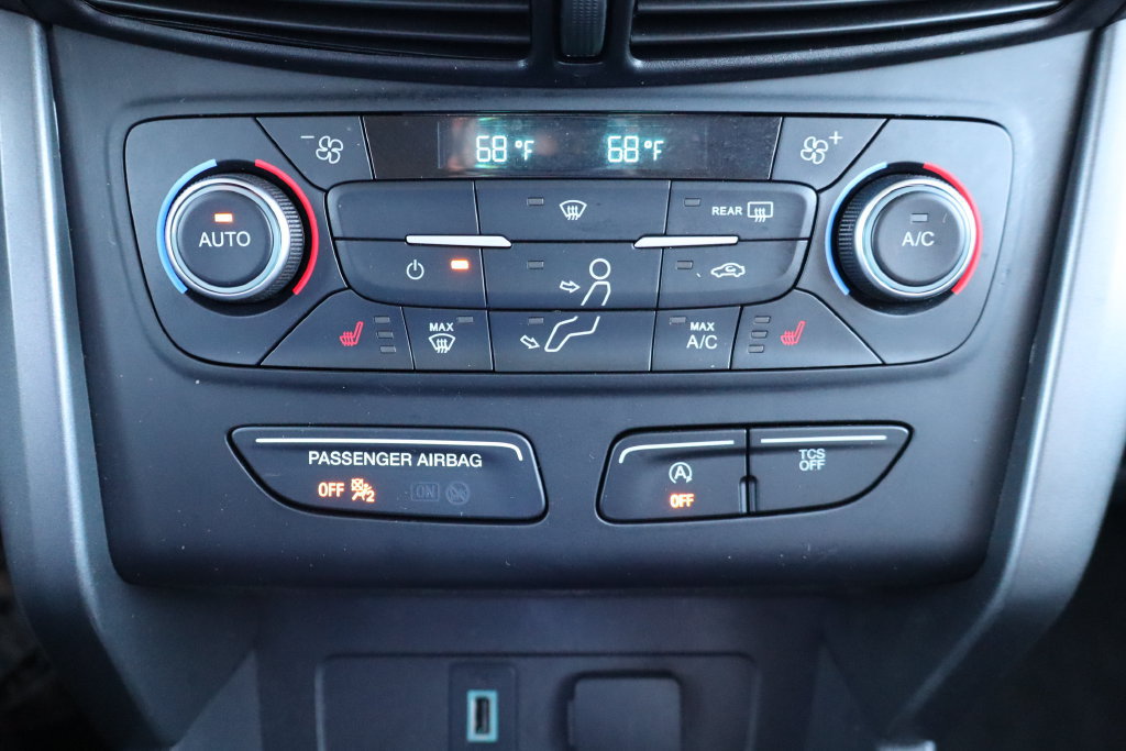 Used 2019 Ford Escape SE FWD image 10