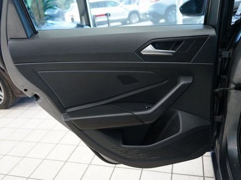 Used 2023 Volkswagen Jetta Sport image 41