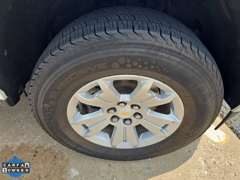Used 2021 Chevrolet Colorado LT w/ Safety Package RWD image 3