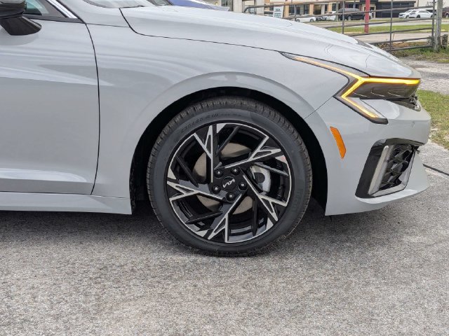 New 2027 Kia K5 GT-Line FWD image 9