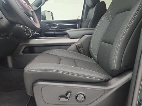 New 2026 RAM 1500 Big Horn AWD/4WD image 3