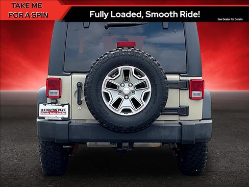 Used 2017 Jeep Wrangler Unlimited Rubicon w/ Dual Top Group AWD/4WD image 6