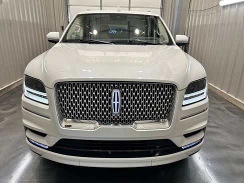 Used 2021 Lincoln Navigator L Reserve AWD/4WD image 2