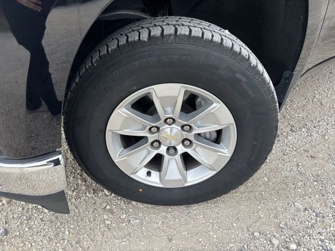 Used 2021 Chevrolet Silverado 1500 LT image 13