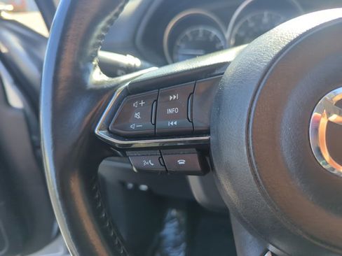 Used 2021 MAZDA CX-5 Touring image 12