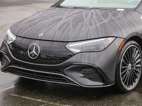 Used 2024 Mercedes-Benz EQE 350+ 4MATIC Sedan image 7
