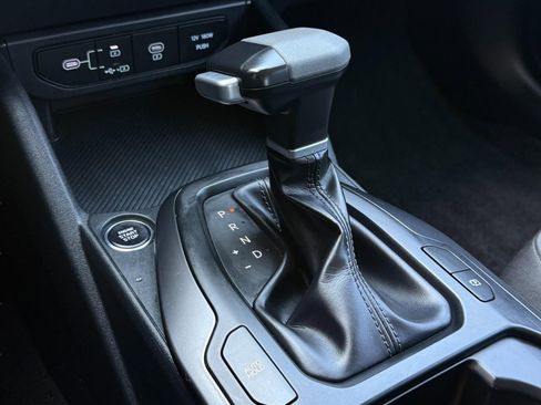 Used 2025 Kia K4 FWD image 36