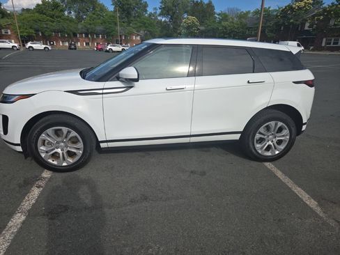 Used 2022 Land Rover Range Rover Evoque S AWD/4WD image 7