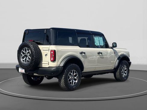 Certified 2025 Ford Bronco Badlands image 5