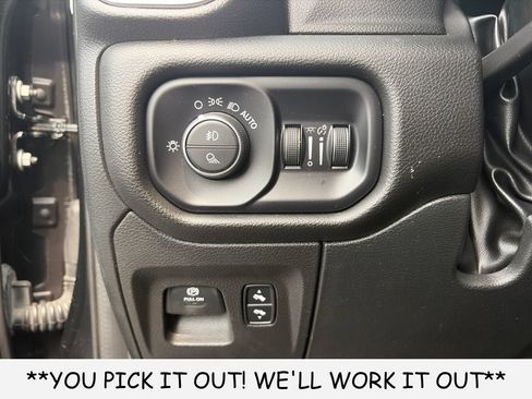 Used 2023 RAM 1500 Laramie AWD/4WD image 10