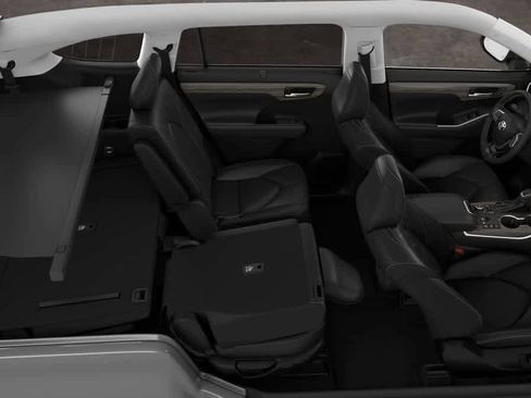 New 2026 Toyota Highlander Platinum AWD/4WD image 21