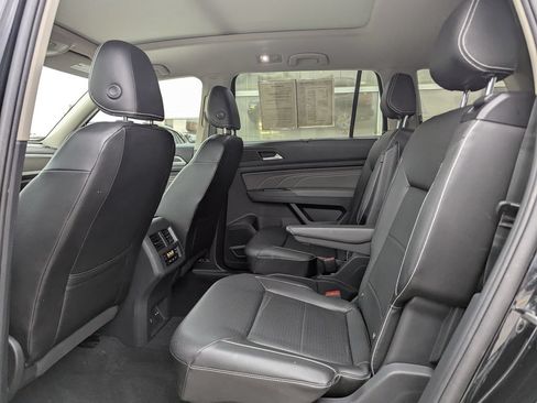 Certified 2023 Volkswagen Atlas SE w/ Panoramic Sunroof Package AWD/4WD image 18