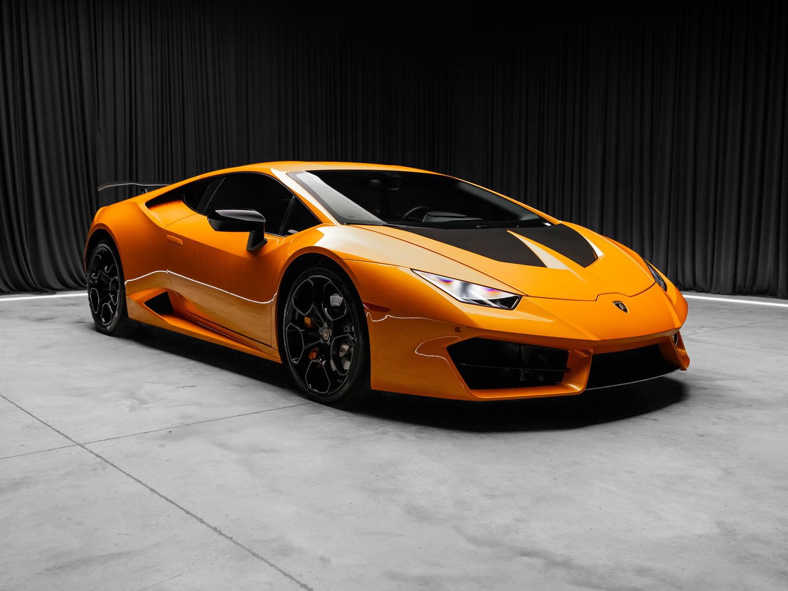 Used 2018 Lamborghini Huracan LP 580-2 RWD image 21